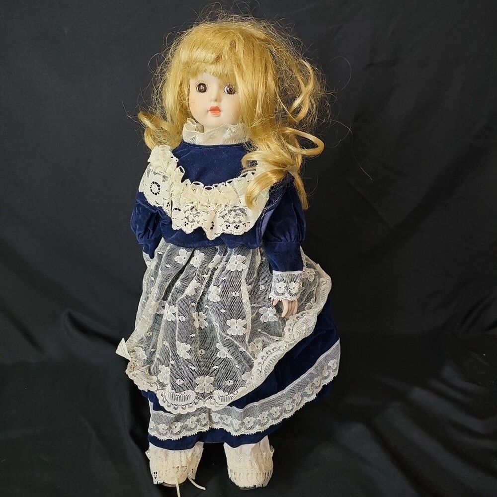 Vintage Marissa Porcelainwind Up Music Doll
